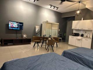 Vertex Studio Wi-Fi & Netflix - 4