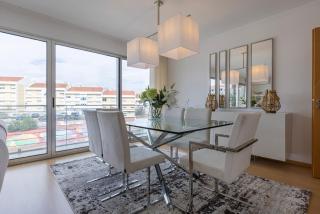 Charm 3BDR Apartment W/Balcony by LovelyStay - Lisbona - 3