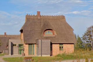 Reetdorf Geltinger Birk Künstlerkate Moorochse - Nieby - 0