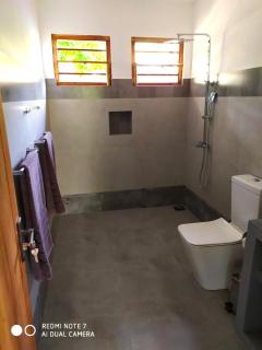 Sleeping Elephant Beach Resort - Tangalle - 3