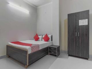 Hotel O The Knights Inn - Charbagh - 5