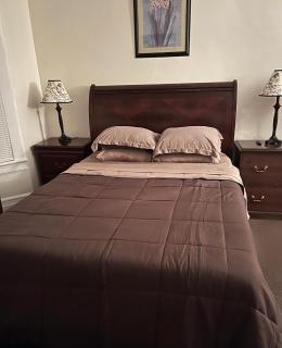 Victorian Palace- Mahogany Room - 0