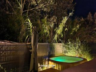 JOUBLIE TOUT! CALME BORD MER SHOPPING, SPA MÉNAGE LINGE WIFI 2 PARKING INCLUS 8 personnes - Vias - 6