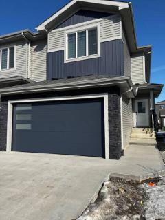 Prime Retreat: Cozy 2Bed Bsmnt with Modern Comfort - 6