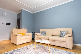 Cane Apartment New Bazaar - Tirana - 4