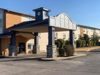Brentwood Inn Clinton - Clinton - 0