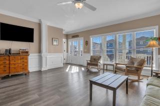 Dont Worry Beach Happy by Oak Island Accommodations - Oak Island - 2