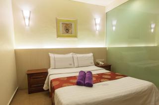 Lavender Inn Permas Jaya - 0
