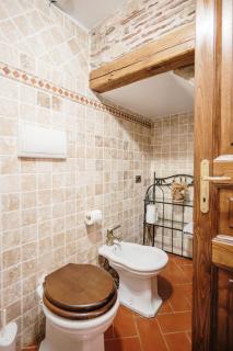 Lago del Turano - La Taverna con cucina open space e free WI-FI - 2