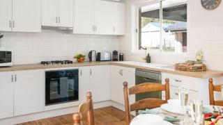 Bluebird Cottage - 1