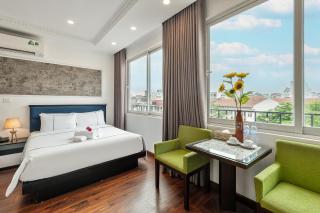 Golden Sun Hotel - 9