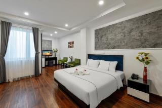 Golden Sun Hotel - 4
