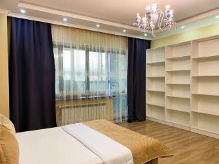 Уютные апартаменты на высоком этаже с видом на горы134 - 4