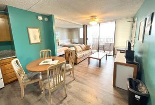 Royal Kuhio 1602 - Spacious Studio with Stunning Mountain Views in the Heart of Waikiki! - Honolulu - 6