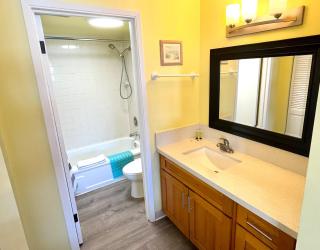 Royal Kuhio 1708 - Spacious Corner Unit with Stunning Ocean City Views in the Heart of Waikiki! - 3