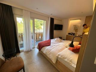 John's Lodge - 2