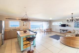 Comfy Holiday Home - No Loadshedding - By Peak Management - Wilderness - 8