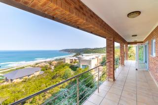 Comfy Holiday Home - No Loadshedding - By Peak Management - Wilderness - 9