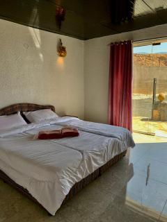 Balcony walk rest house Jabal shams - Sa‘ab Banī Khamīs - 5