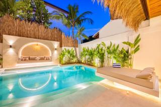 Villa Waikiki - Brand New 4BDR with huge Pool - Seminyak - 3
