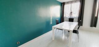 Chambre chez l'habitant - Appartement lumineux - Gare à 2 arrêts de tram - 4