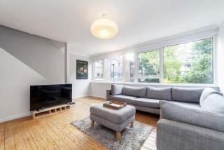 Peaceful Renovated 5BDR house wgarden - Londres - 0