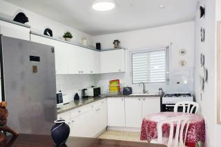 Spacious & Homely Retreat at the Diamond District - Tel Aviv - 4