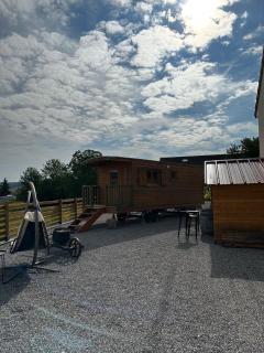 Chez Célia, Roulotte en Champagne - 9