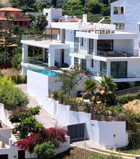 Stunning villa in Benalmádena with amazing views, pool and large gym - Benalmádena - 0