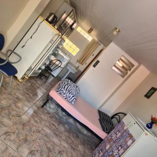 Kitnet casal e apartamento com lareira e vista jardim - Esteio - 7