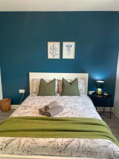 Willesden Green ROOMS - 9
