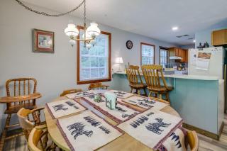 Charming Gatlinburg Home Pets and Families Welcome! - Gatlinburg - 9