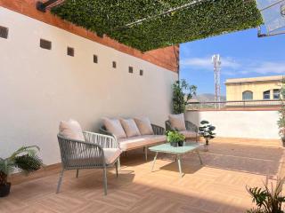 Crysoyle Apartment Barcelona Next to Camp Nou - L'Hospitalet de Llobregat - 0