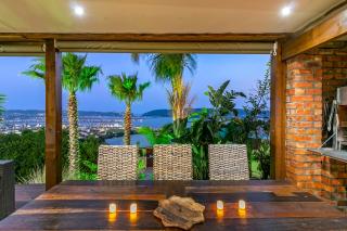 Knysna Lodge - Self Catering Accommodation with Woodfired Hot Tub - 6