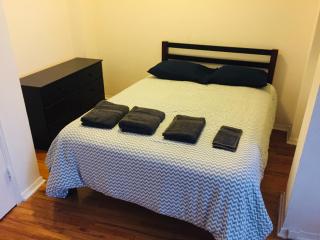 Stylish Montreal Apartment: Comfortable Stay in the Golden Square Mile - Montreal - 6
