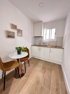 Crysoyle Apartment Barcelona Next to Camp Nou - L'Hospitalet de Llobregat - 7