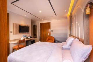Ananta Home - Kathmandu - 9