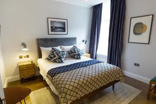 THE KNIGHT OF NOTTINGHILL - Londra - 3