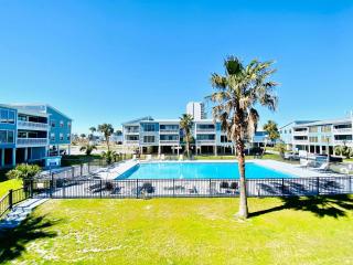 Sea Oats H205 by ALBVR - Come fall in love with this beautiful condo with some of the best views in the complex! - Gulf Shores - 5