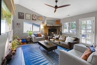 Stylish Home with in Home Gym AC Fully Fenced Yard - Flagstaff - 1