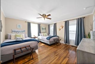 The Gameroom on Madison - Large Home Accommodates 12 Guests (102 Madison Ter) - Clarksville - 3