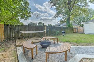 Bright & Charming Cooper Young Cottage with Fire Pit and Porch Swing - Memphis - 9