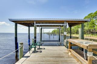 Private Beach and Dock Waterfront Panacea Retreat! - 7