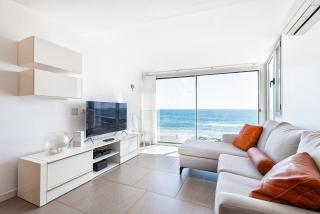 Luxury First Line Apartment. - Salinetas - 8