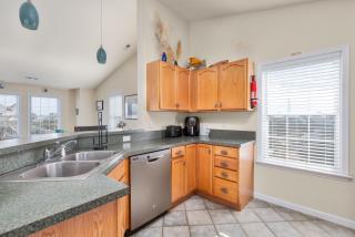 7030 - Waves Against the Machine by Resort Realty - Rodanthe - 3