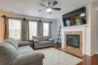 Raleigh Home with Modern Adjustable Sleeping System - Raleigh - 0