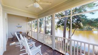 Beautiful 2BR 2BA Lakeside Villa with Lake Views - 2