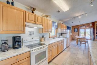 1446 - Whale of a Good Time by Resort Realty - Corolla - 1