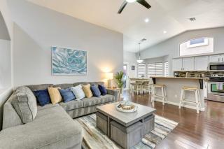 Beautiful Surprise Home with Private Pool and Grill! - Surprise - 3