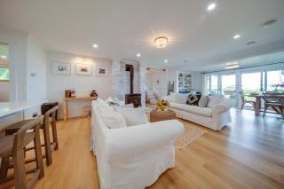 Lakefront Chautauqua Cottage Getaway - 7